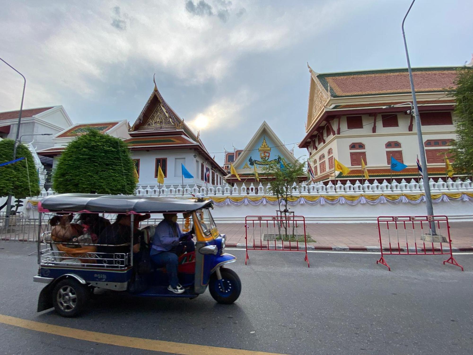 Bangkok Neighborhood Hostel Екстериор снимка
