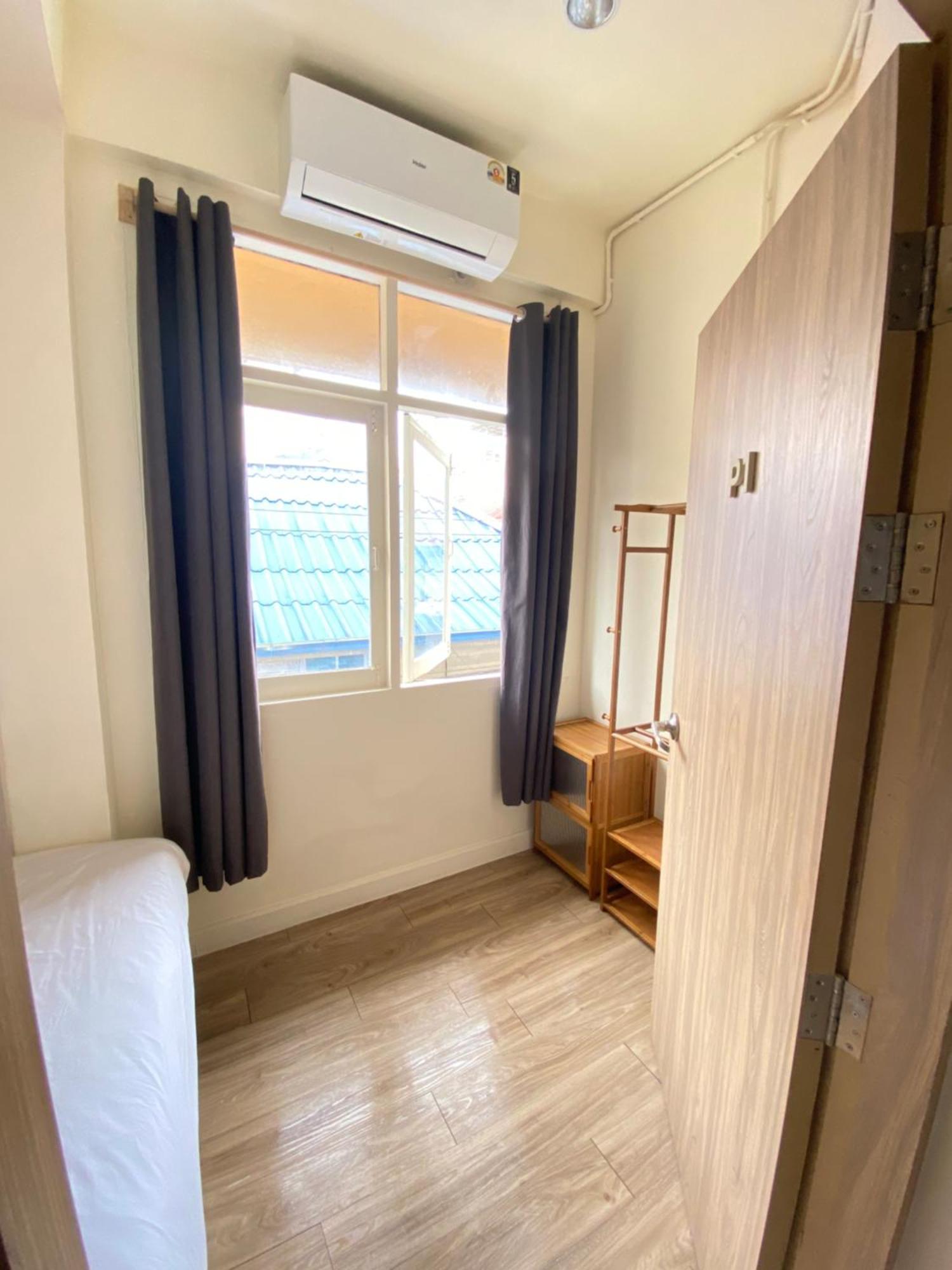 Bangkok Neighborhood Hostel Екстериор снимка